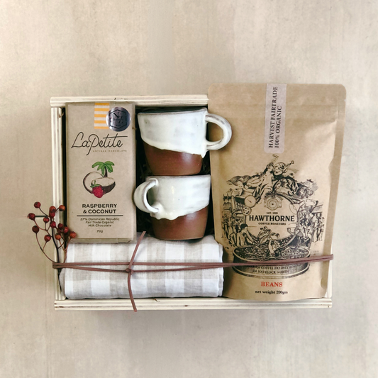 Custom Gift Boxes, ready-to-ship gift boxes, online gift boxes and hampers, NZ-made gifts, thank you gift ideas, new baby gift set, birthday gifts, personalised gift ideas